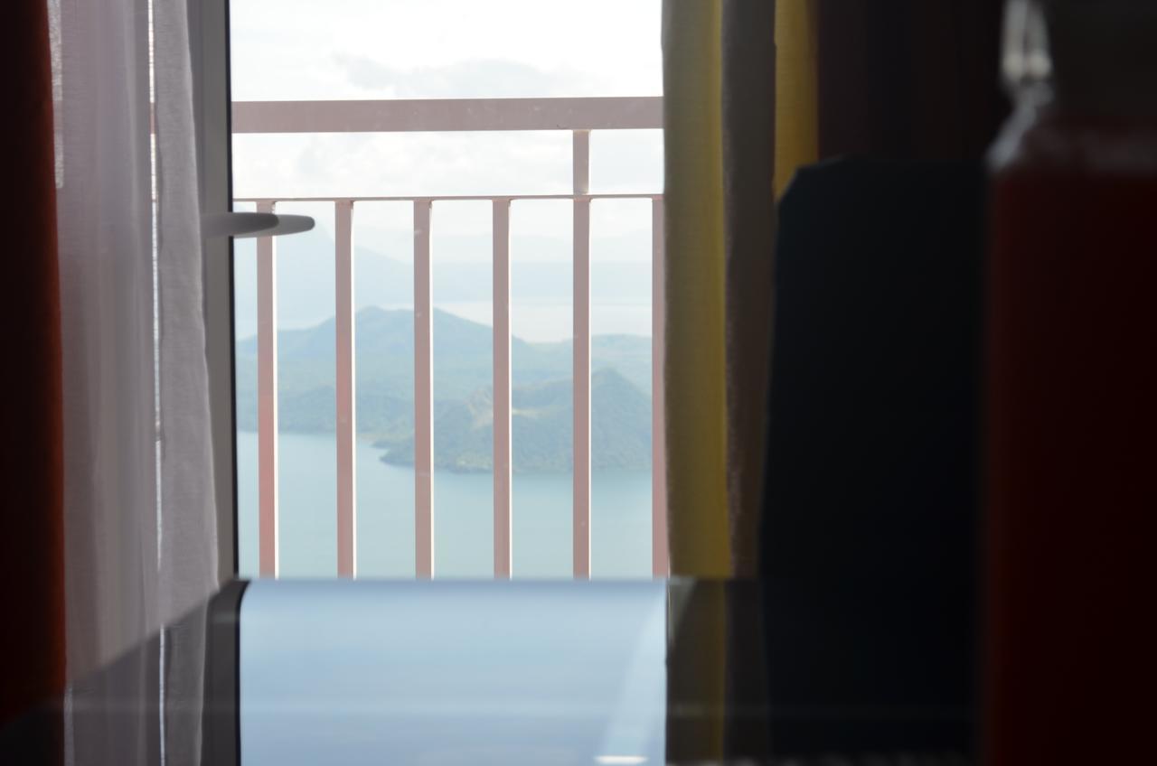Holy Family Condo At Wind Residences,Tagaytay Tagaytay City Exteriér fotografie